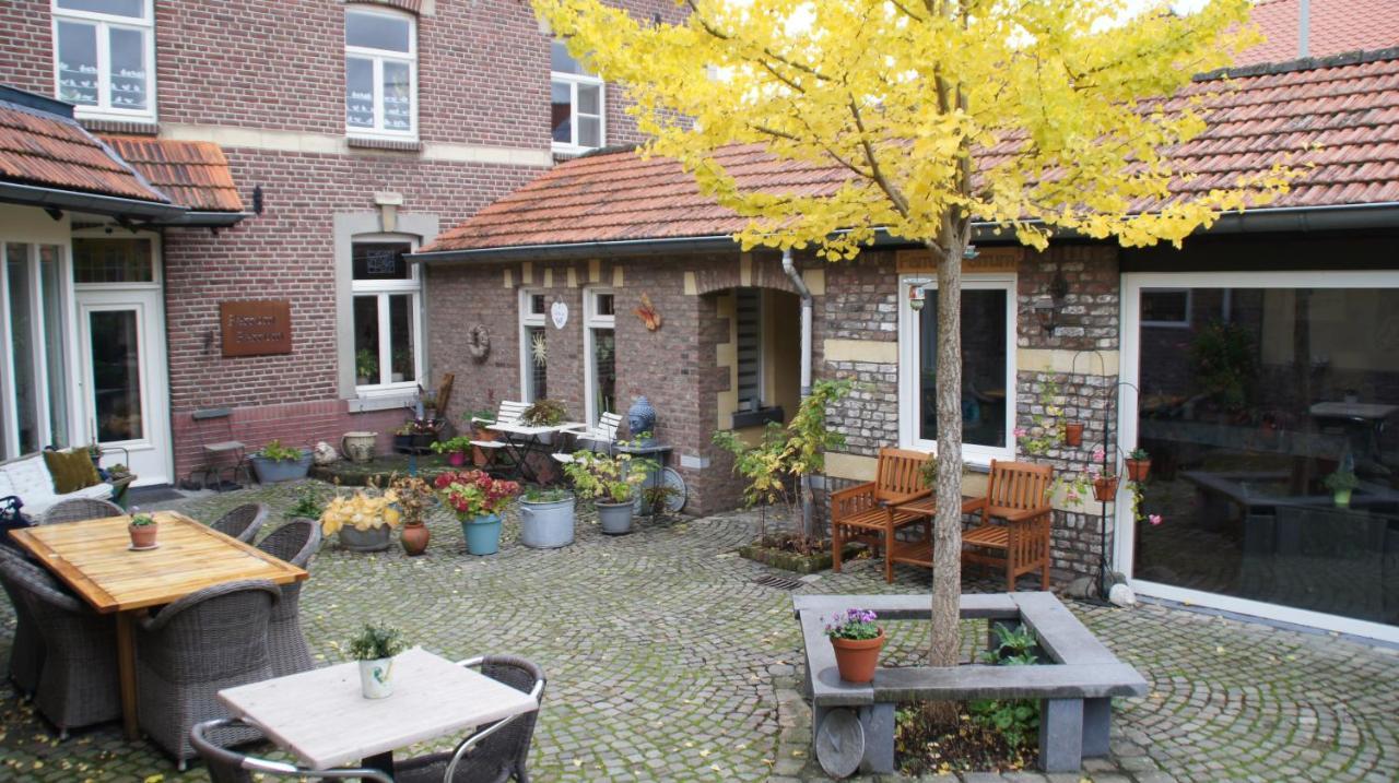 Ferrum Ferrum Valkenburg aan de Geul Exterior foto